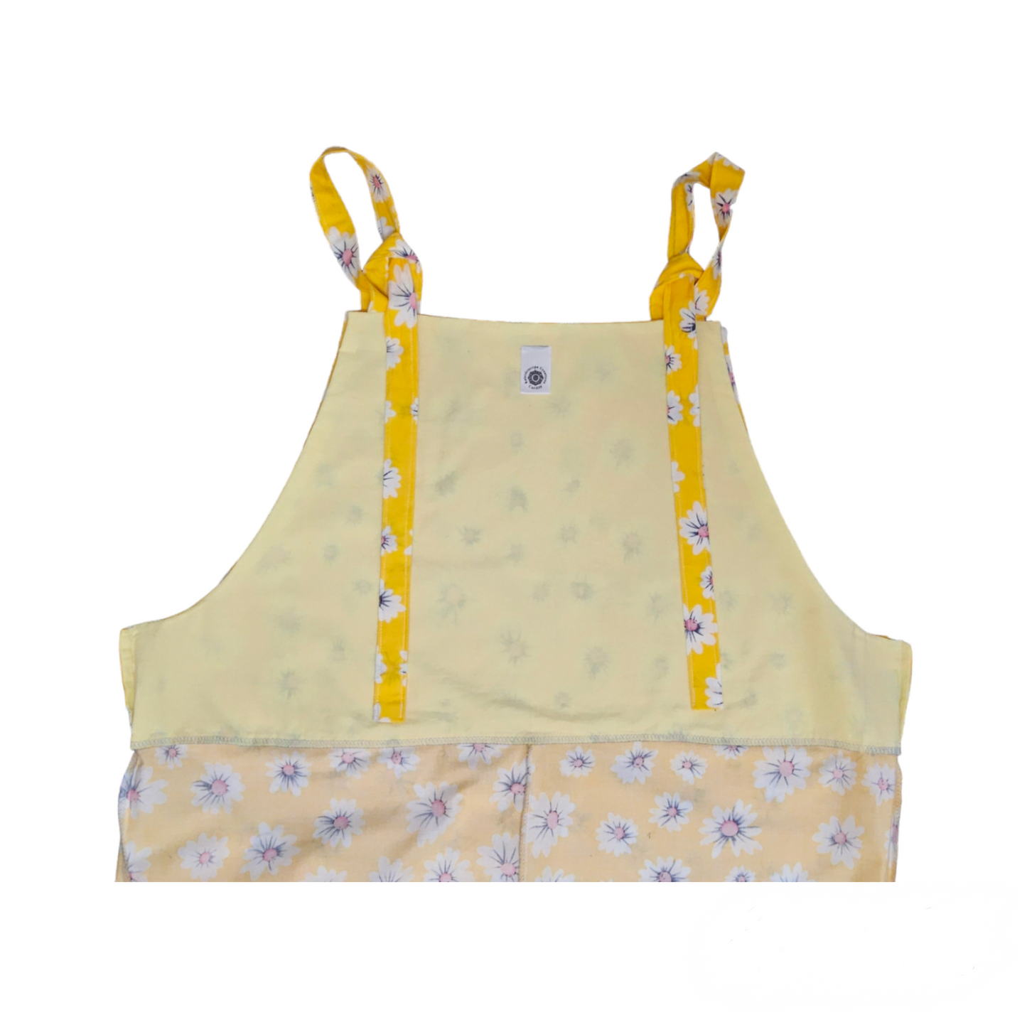 Daisy dungaree shorts- size 18-20